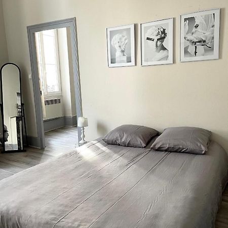 Francois Mitterrand Appartement Nevers Esterno foto